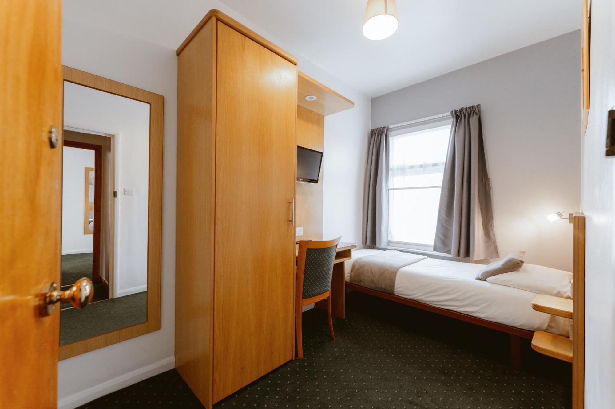 Star Hotel ロンドン エクステリア 写真